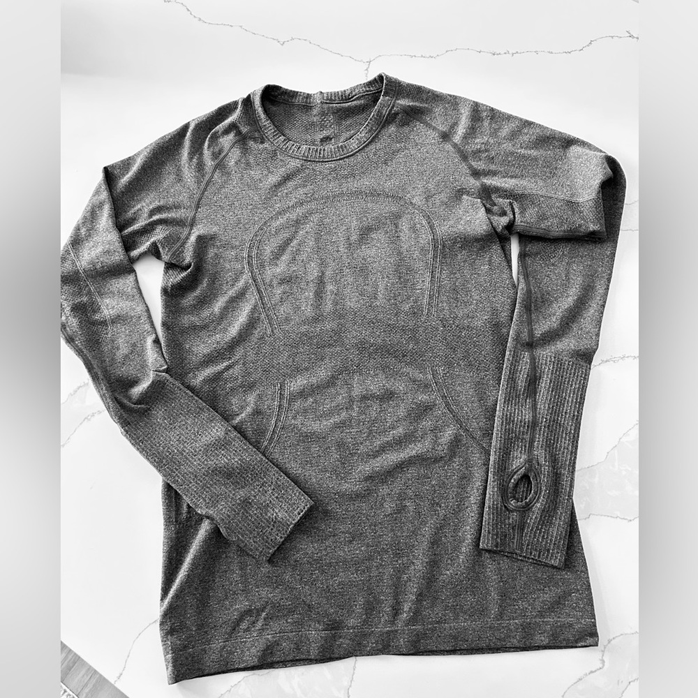 lululemon SwiftlyT Long Slv Crew - Gray 8